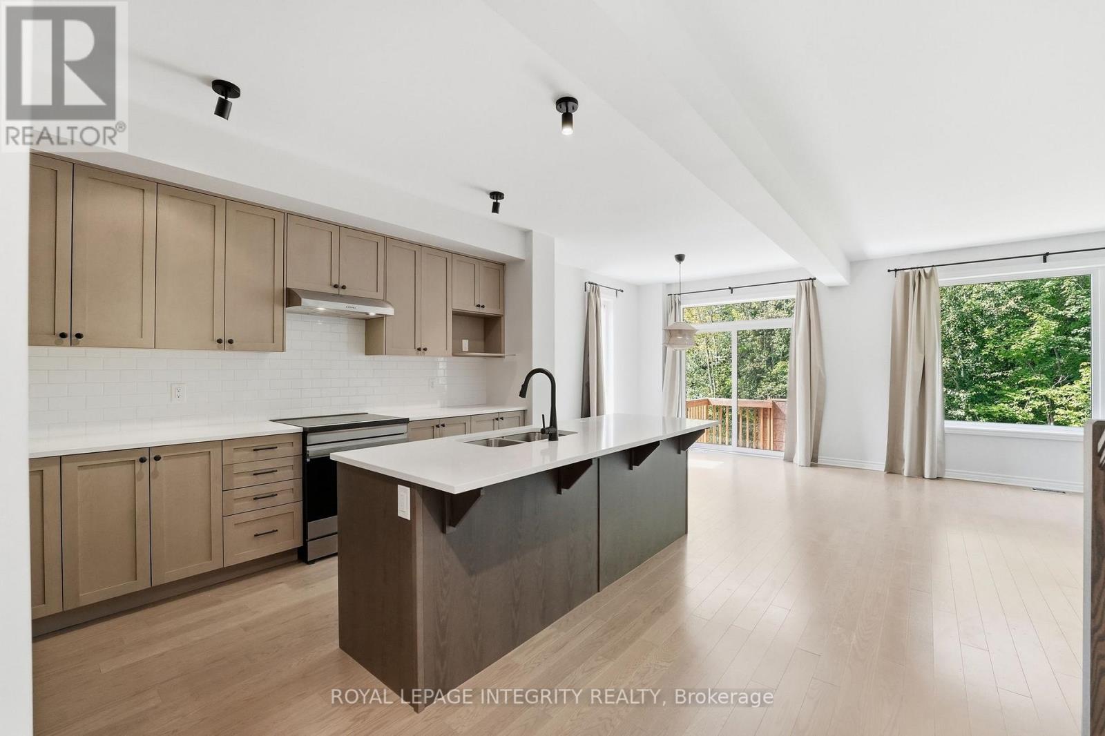 14 Academie Street, Russell, Ontario  K0A 1W0 - Photo 8 - X13604232