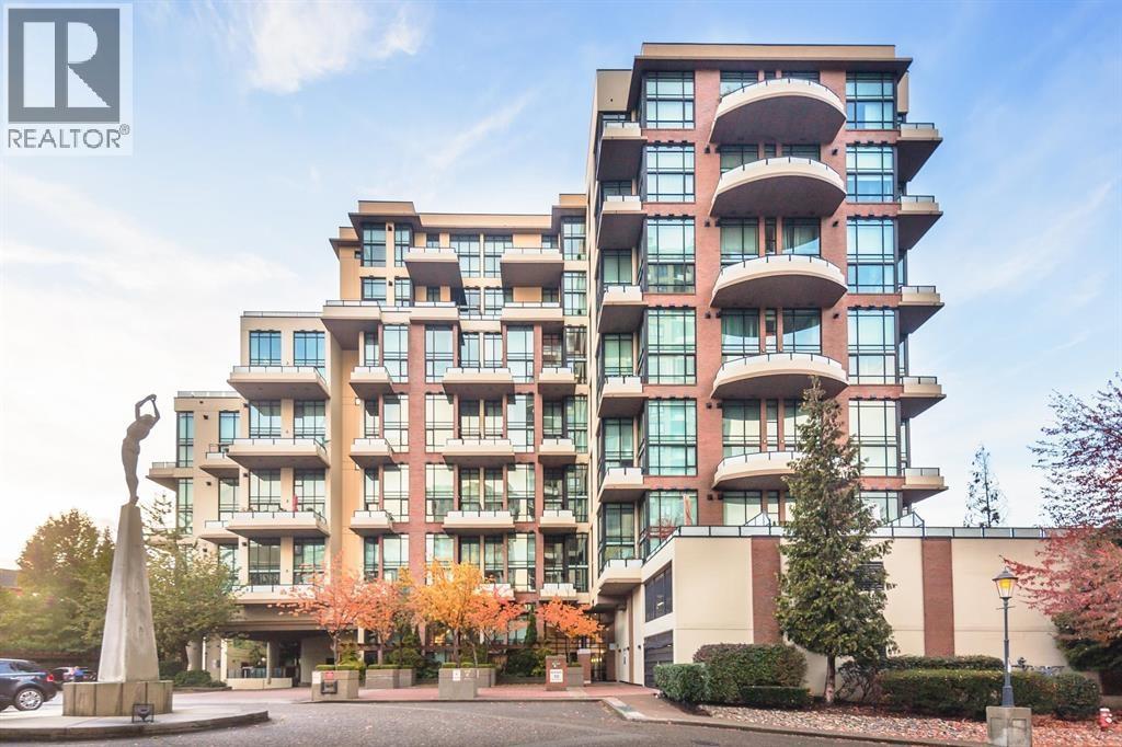 605 10 RENAISSANCE SQUARE, New Westminster