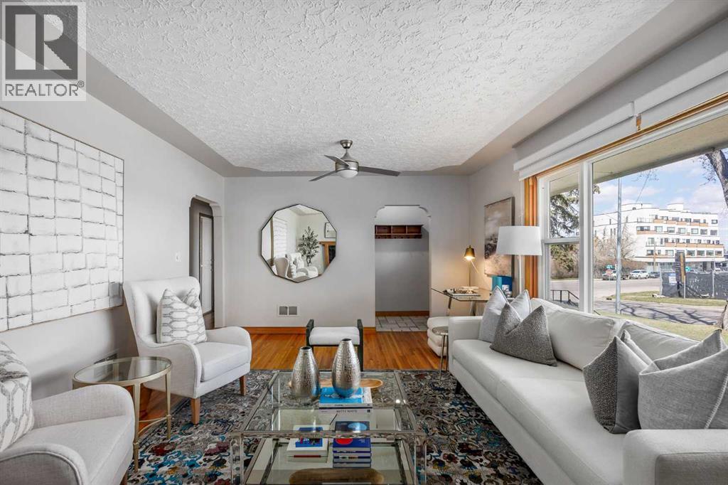 3003 25 Street SW, Calgary, Alberta  T3E 1Y2 - Photo 8 - A2308484
