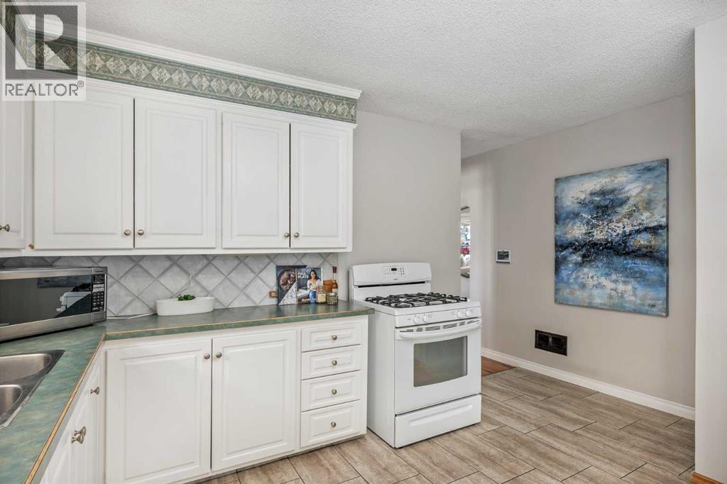 3003 25 Street SW, Calgary, Alberta  T3E 1Y2 - Photo 16 - A2308484