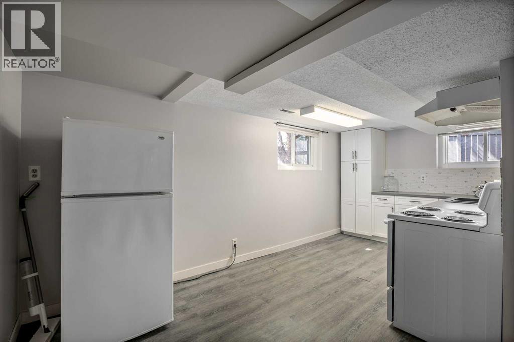 3003 25 Street SW, Calgary, Alberta  T3E 1Y2 - Photo 33 - A2308484