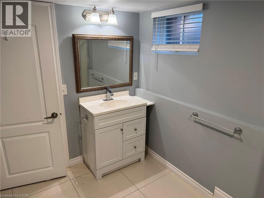 146 Winona Road Unit# Bsmt, Stoney Creek, Ontario  L8E 5K4 - Photo 6 - 40851004