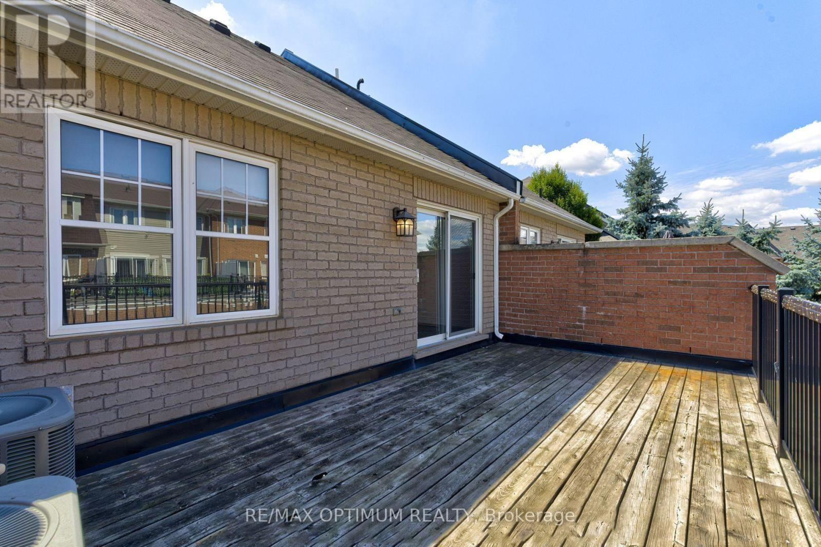 62 Commuter Drive, Brampton, Ontario  L7A 0R3 - Photo 32 - W13604186