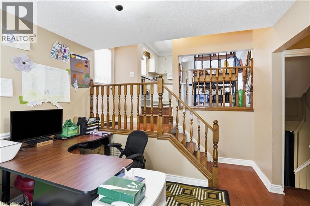 26 Titmouse Court, Hamilton, Ontario  L9A 4Y9 - Photo 19 - 40850776
