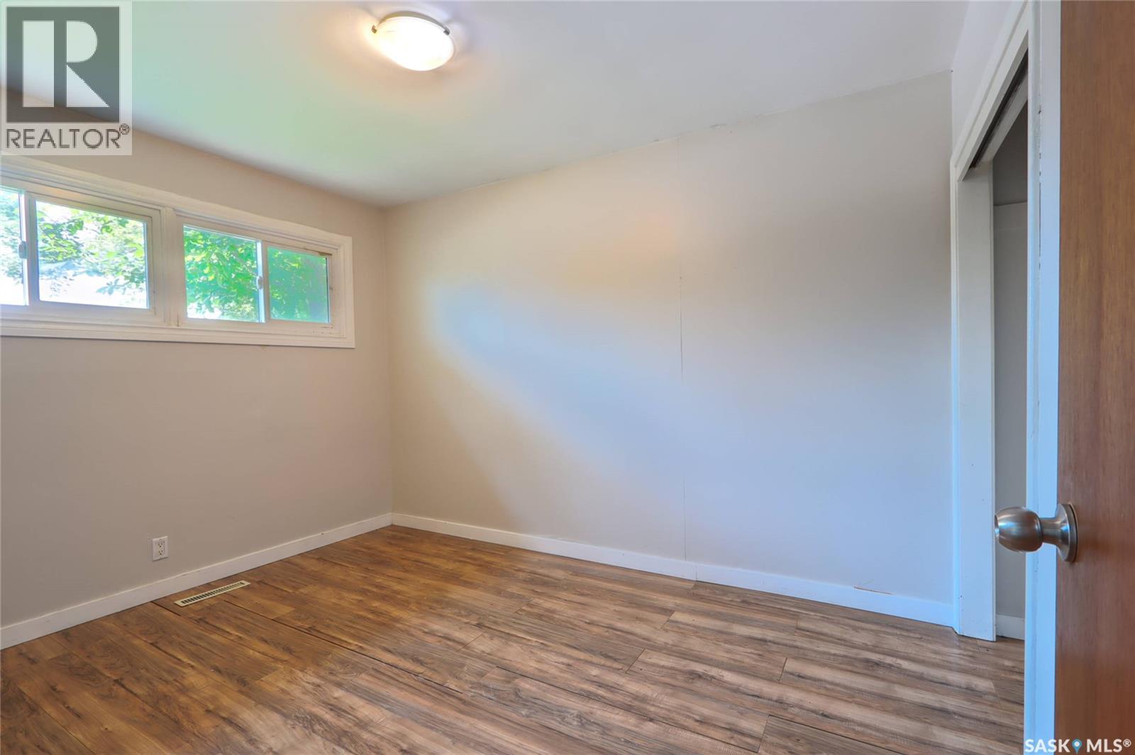 429 St John Street, Regina, Saskatchewan  S4R 1R4 - Photo 11 - SK043611