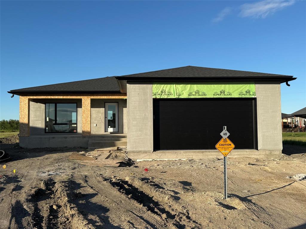 49 Caribou Bay, Steinbach, Manitoba  R5G 2Y1 - Photo 1 - 202617243