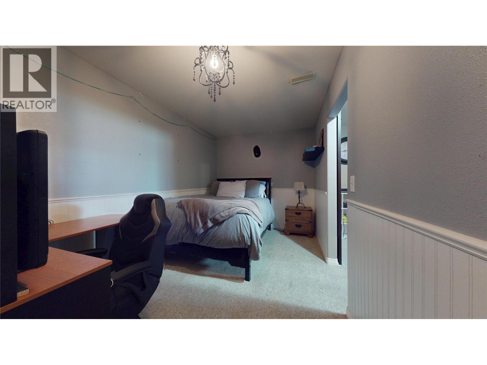 101 15th Street S, Cranbrook, British Columbia  V1C 6A6 - Photo 38 - 10394705