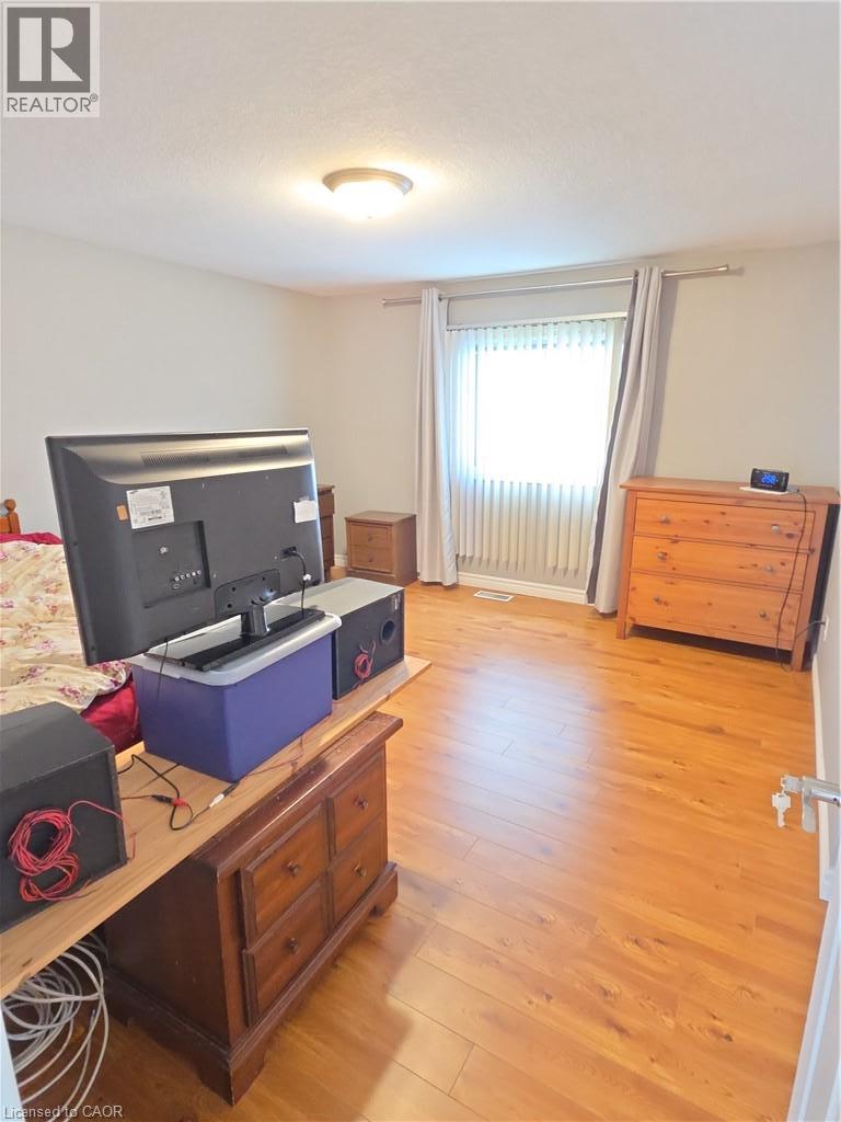 696 Wild Ginger Avenue, Waterloo, Ontario  N2V 2T2 - Photo 28 - 40850215