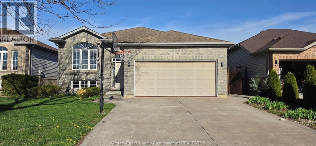 4628 Fontana, Windsor, Ontario N9G 3C8 - Photo 1 - 26017969
