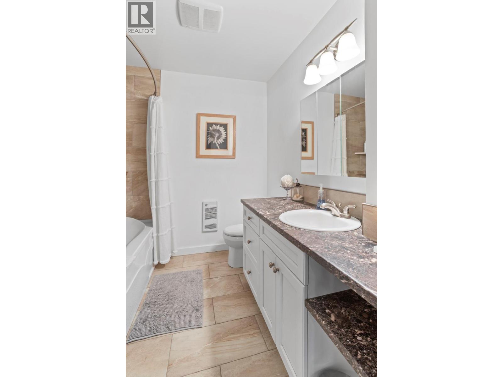 1413 Eastman Avenue, Riondel, British Columbia V0B 2B0 - Photo 15 - 10395788