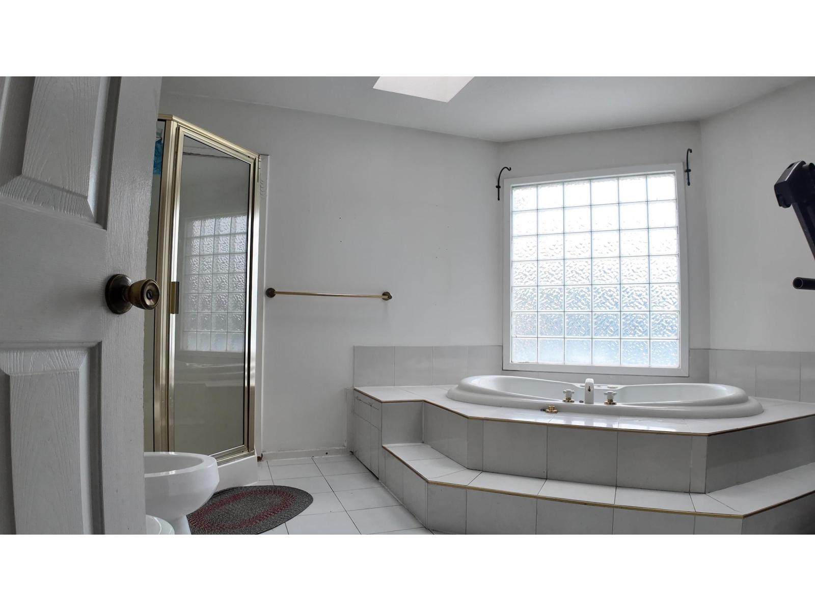 8222 144 Street, Surrey, British Columbia  V3W 5T4 - Photo 18 - R3109981