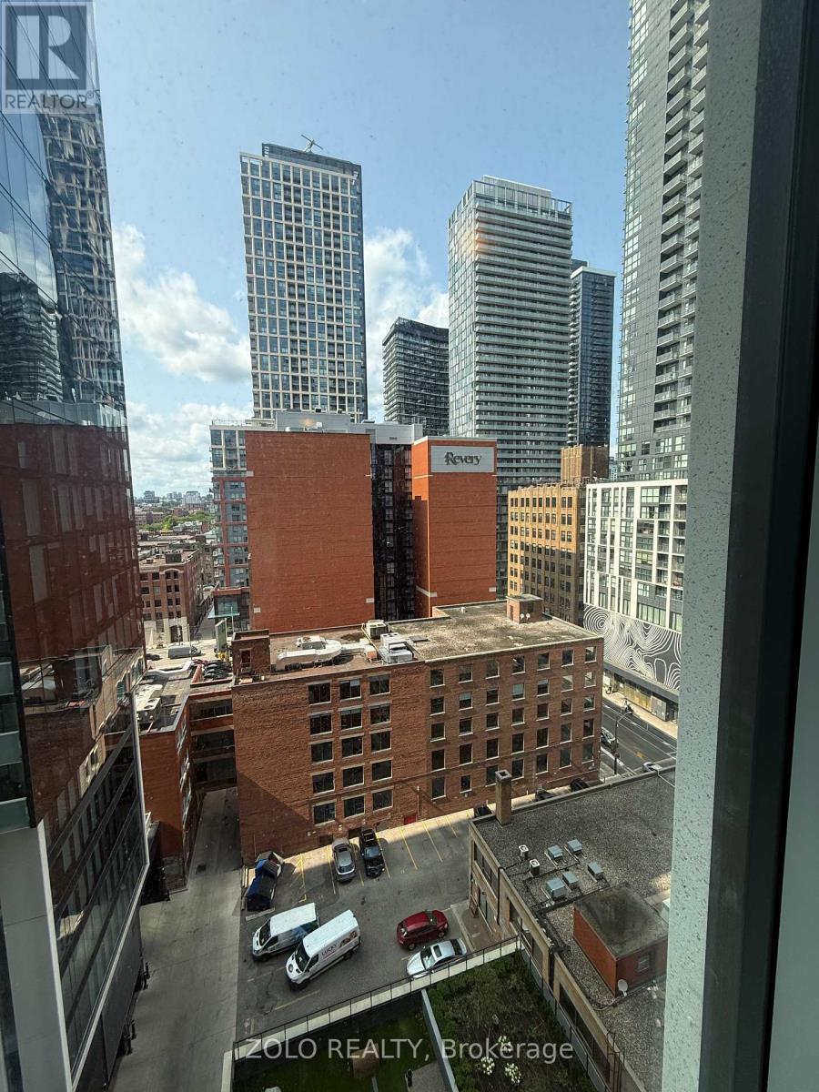 1106 - 400 King Street, Toronto, Ontario  M5V 0X8 - Photo 14 - C13604418