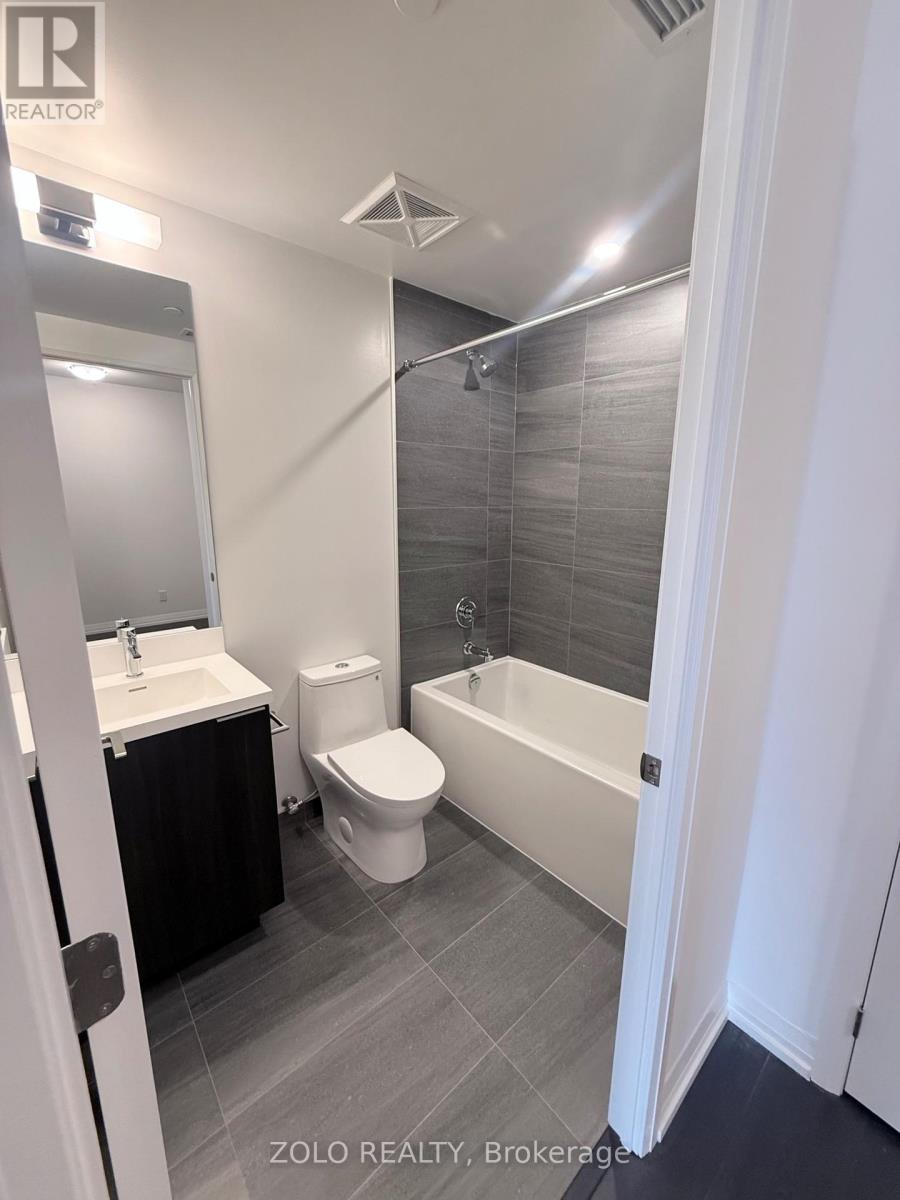 1106 - 400 King Street, Toronto, Ontario  M5V 0X8 - Photo 7 - C13604418