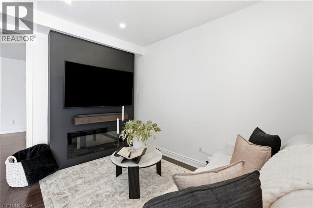 64 Narbonne Crescent Unit# Upper, Stoney Creek, Ontario  L8J 0J7 - Photo 8 - 40850496