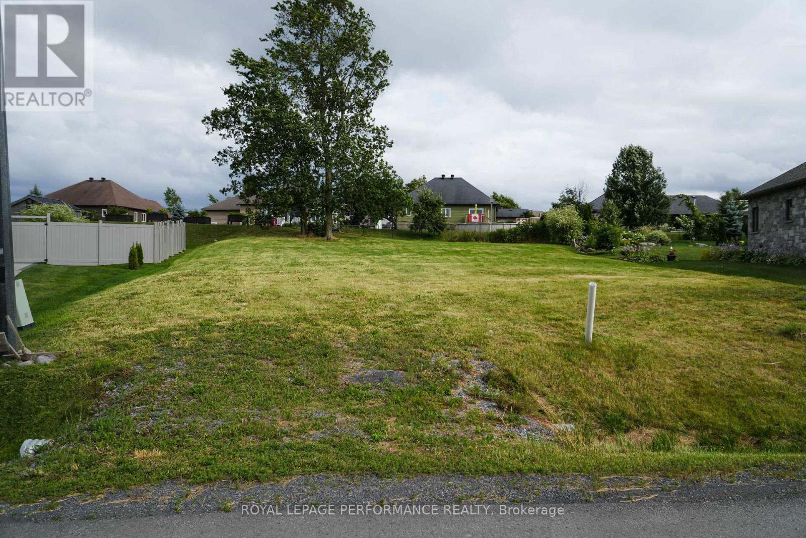 13 Matthew Kieran Crescent, South Stormont, Ontario K0C 1P0 - Photo 6 - X13604254