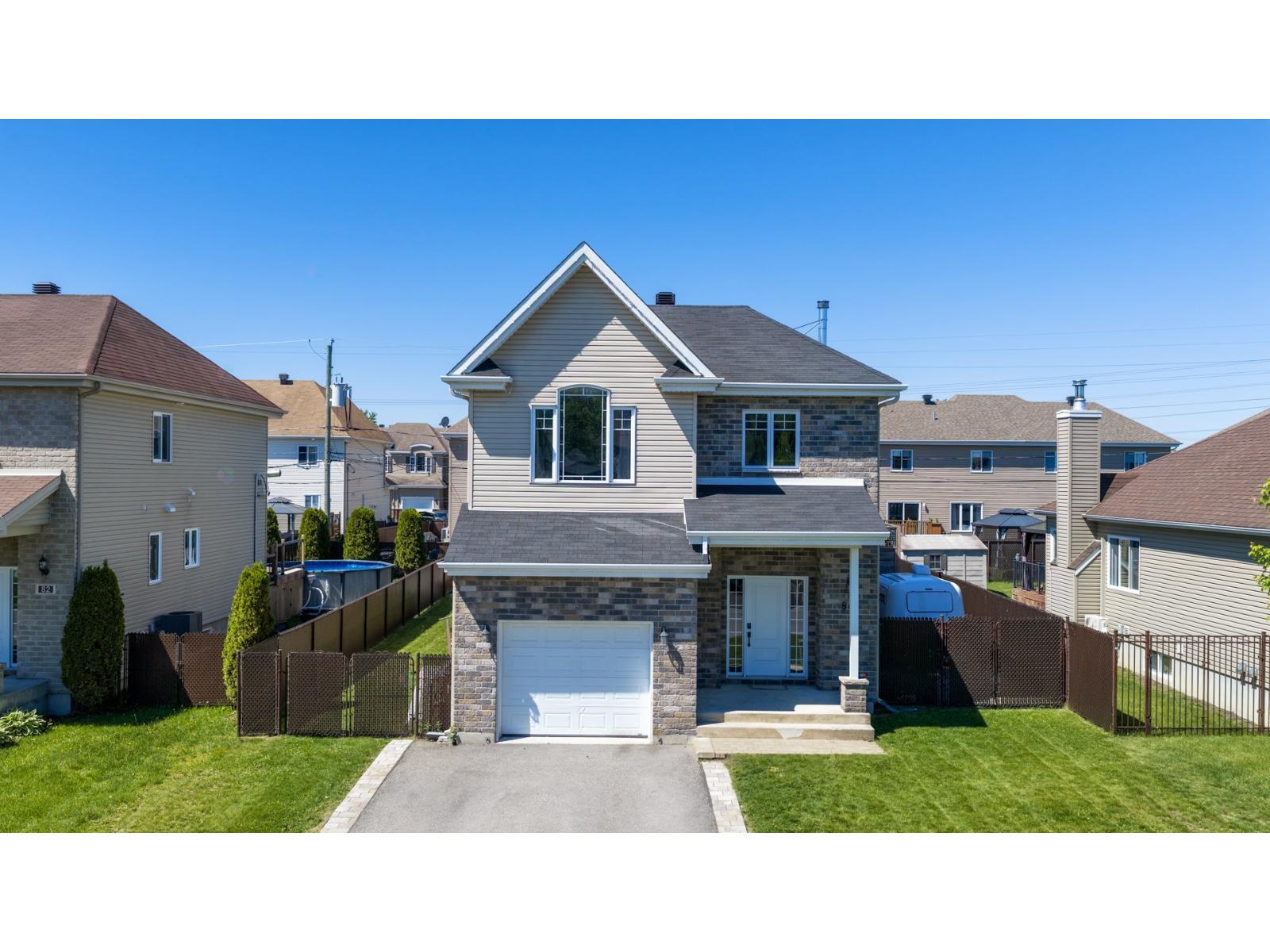 86 Av. Chamberry Les Cèdres Quebec Canada J7T0G4 3