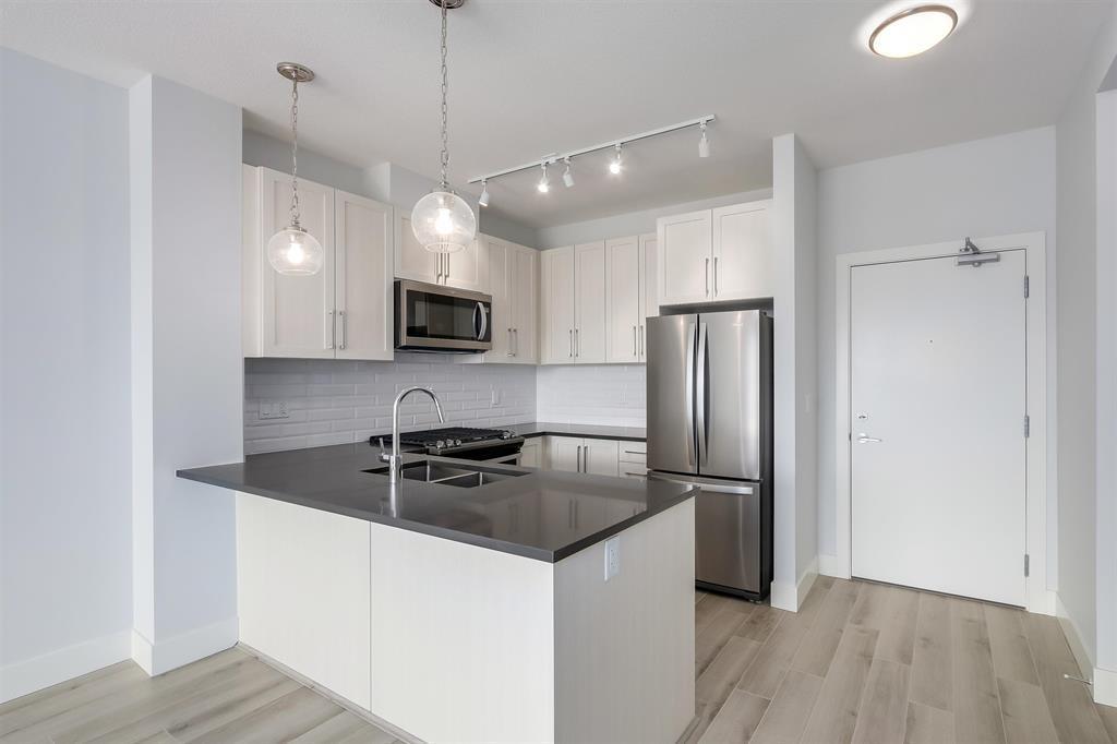 316 2960 151 Street, White Rock, British Columbia  V4P 0G3 - Photo 1 - R3149802