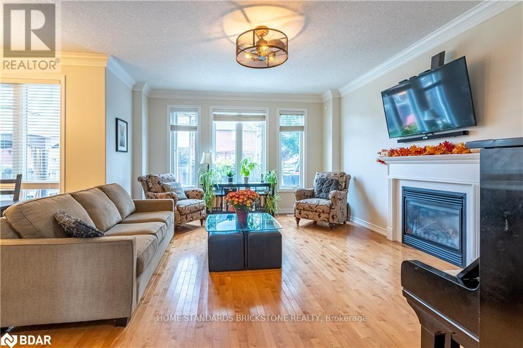 53 Graihawk Drive, Barrie, Ontario  L4N 6G7 - Photo 10 - S13508546