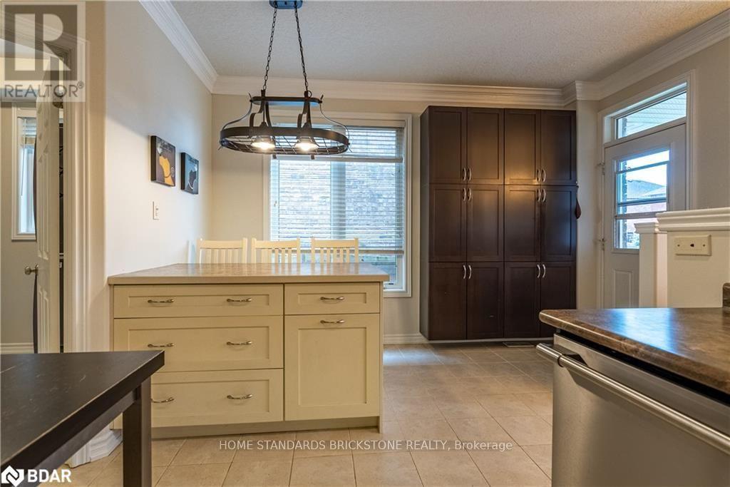53 Graihawk Drive, Barrie, Ontario  L4N 6G7 - Photo 5 - S13508546