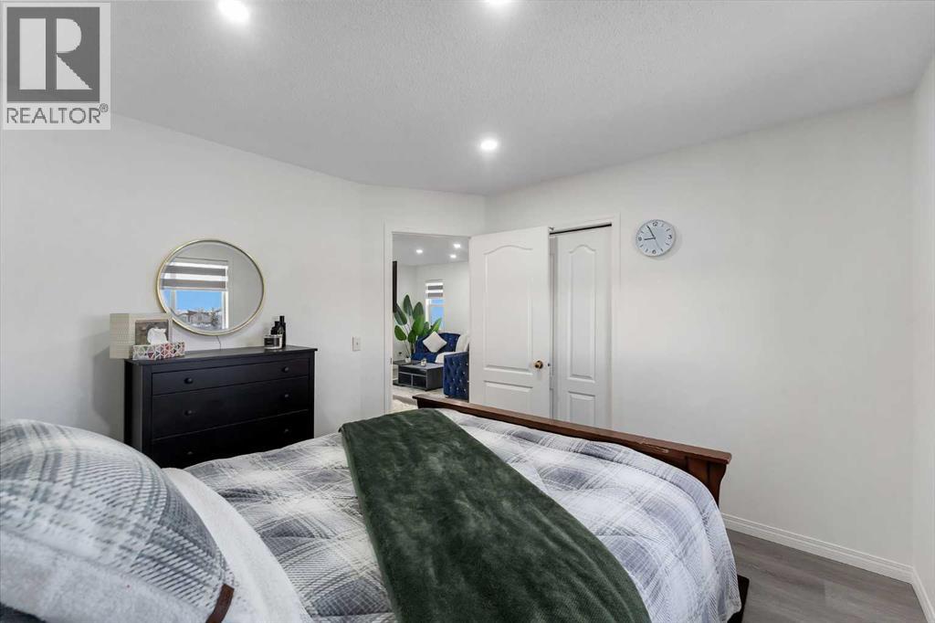 41 Royal Birch Terrace NW, Calgary, Alberta  T3G 5N7 - Photo 24 - A2317145