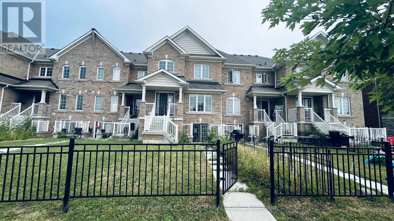 108 Golden Spring Drive, Brampton, Ontario  L7A 4N7 - Photo 10 - W13604328