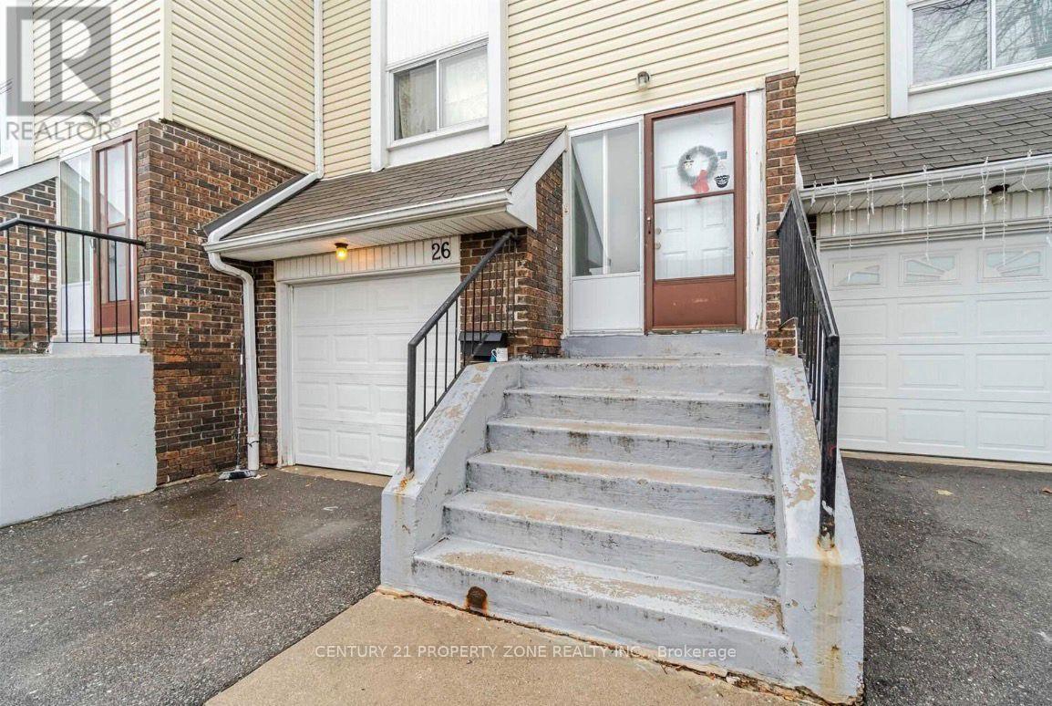 26 SANDRINGHAM COURT, Brampton, Ontario