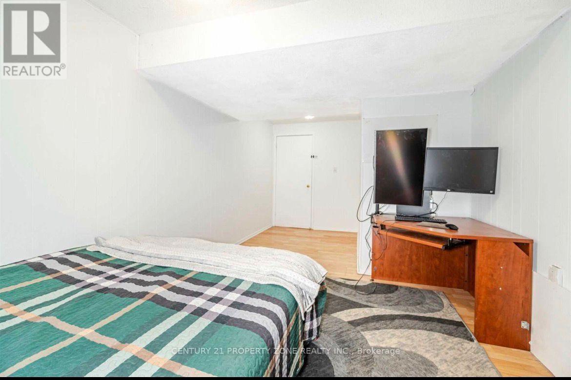 26 Sandringham Court, Brampton, Ontario  L6T 3Z3 - Photo 16 - W13604336