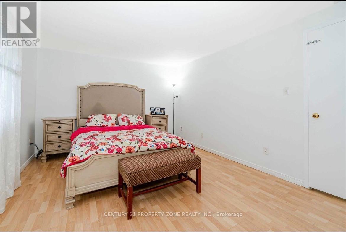 26 Sandringham Court, Brampton, Ontario  L6T 3Z3 - Photo 20 - W13604336