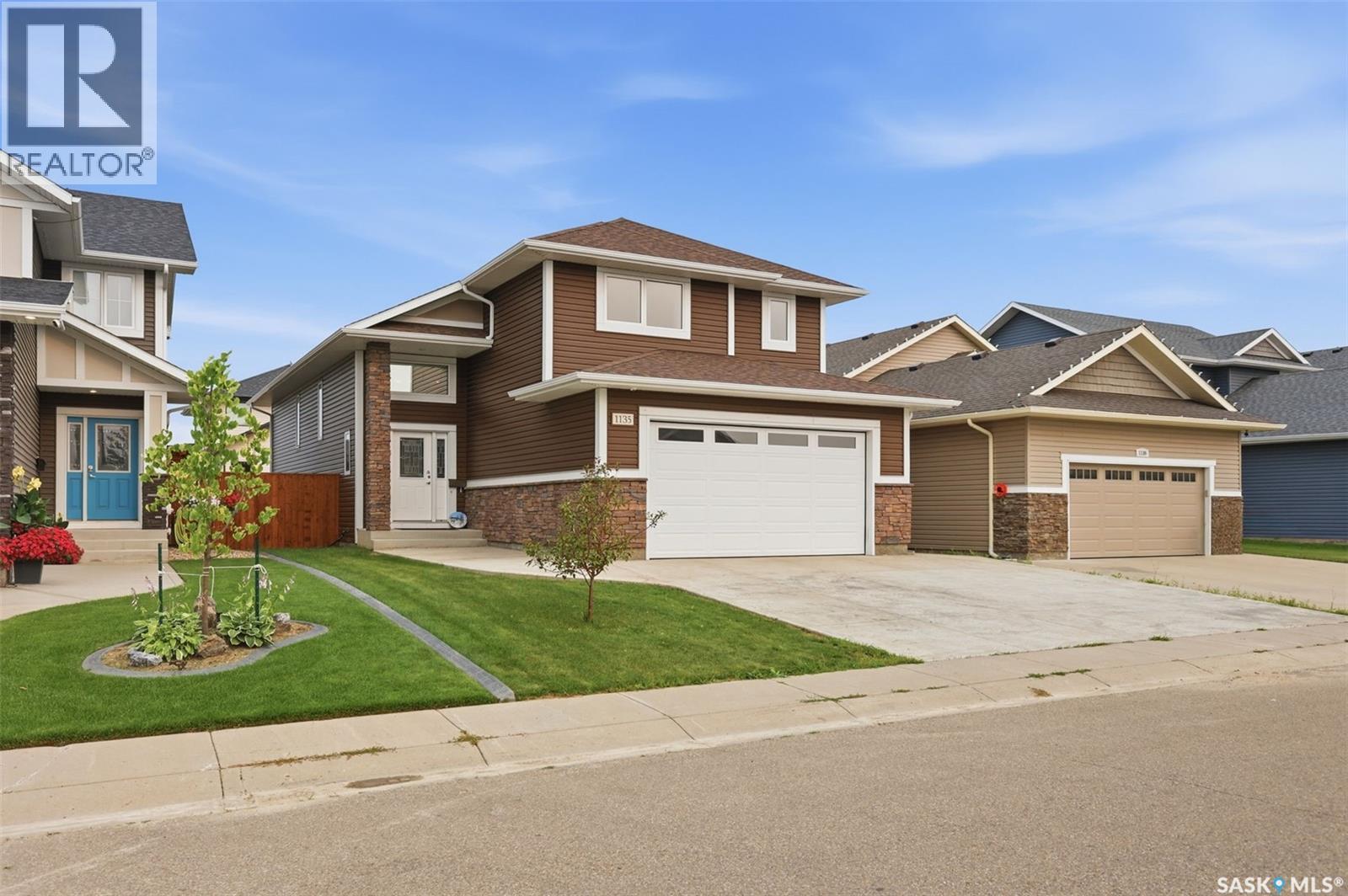 1135 Pringle Way, Saskatoon, Saskatchewan  S7T 0V5 - Photo 2 - SK043646