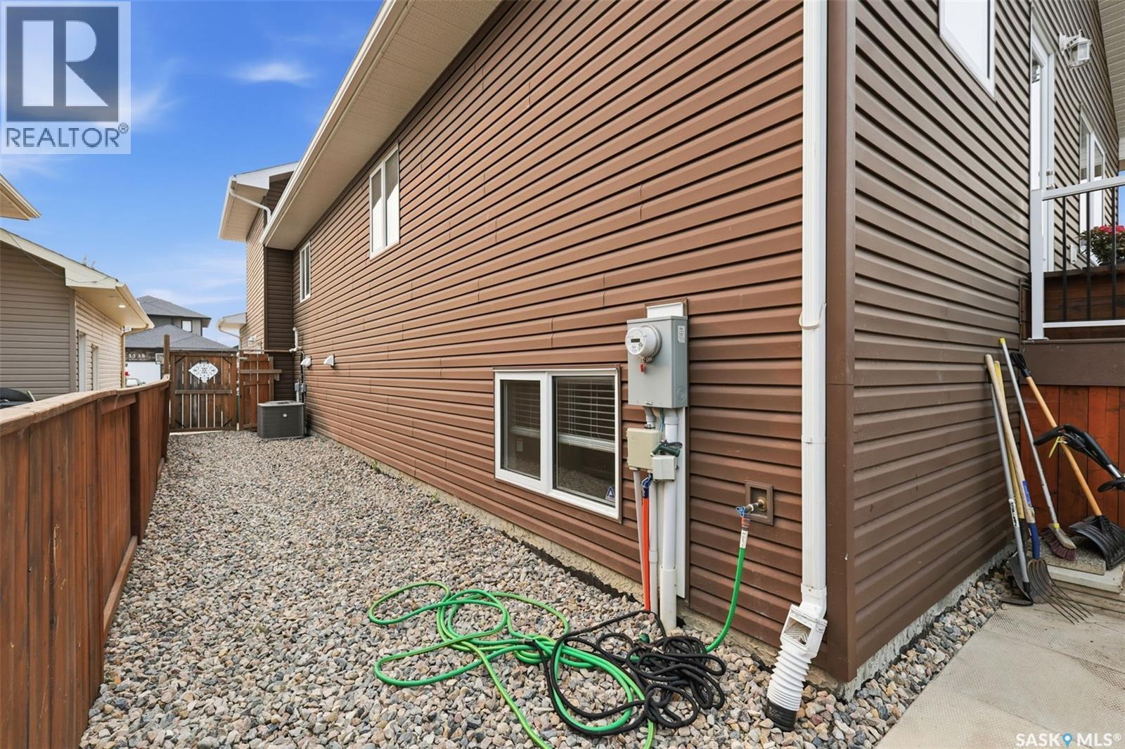 1135 Pringle Way, Saskatoon, Saskatchewan  S7T 0V5 - Photo 45 - SK043646