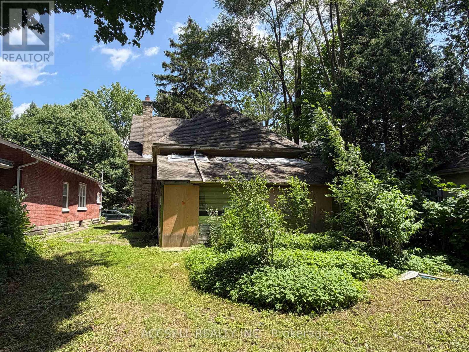 135 High Street, London South, Ontario  N6C 4K3 - Photo 4 - X13604288