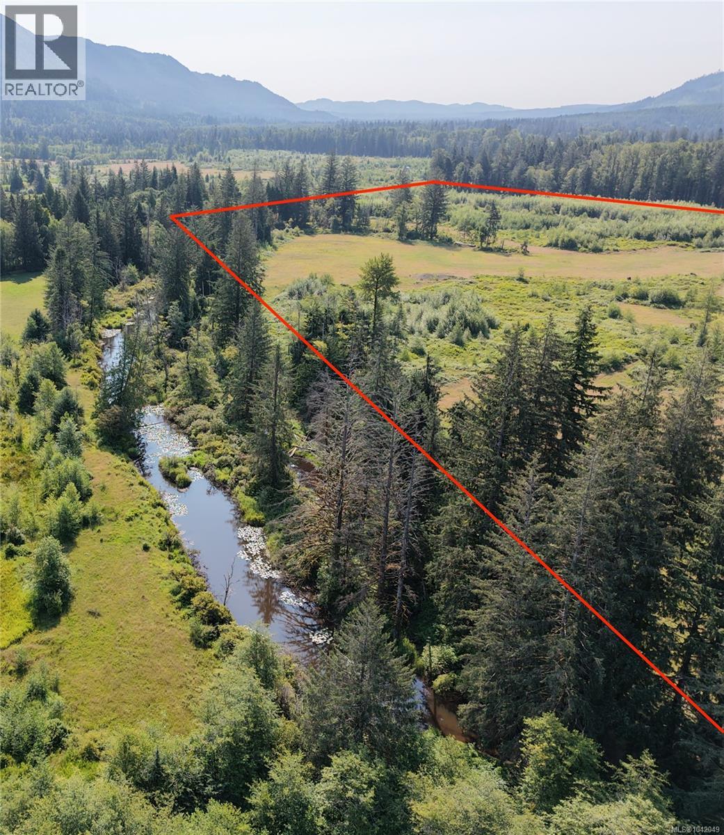 1845 Stowe Creek Rd, Sayward, British Columbia V0P 1R0 - Photo 3 - 1042049