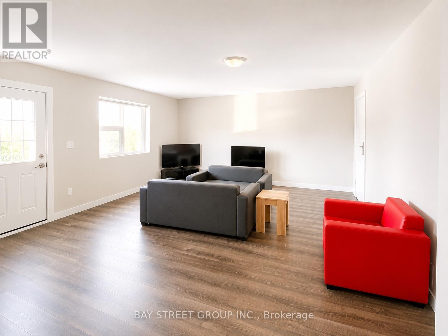 217 - 288 Albert Street, Waterloo, Ontario  N2L 3T8 - Photo 4 - X12306166