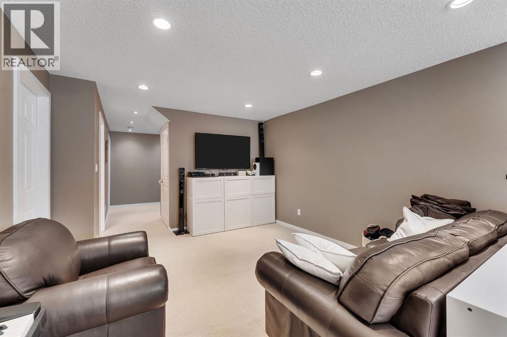 27 River Heights Crescent, Cochrane, Alberta  T4C 0J3 - Photo 36 - A2318941