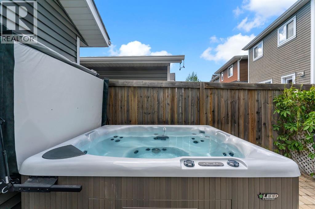27 River Heights Crescent, Cochrane, Alberta  T4C 0J3 - Photo 40 - A2318941