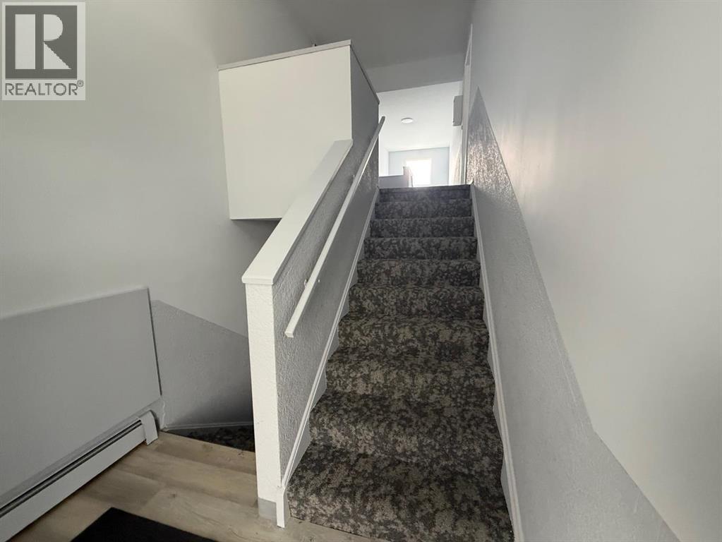 2712/2716 Brentwood Boulevard NW, Calgary, Alberta  T2L 1J4 - Photo 18 - A2323205