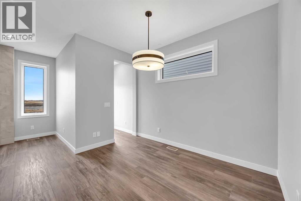 553 Hotchkiss Drive SE, Calgary, Alberta  T3S 0T3 - Photo 12 - A2329400