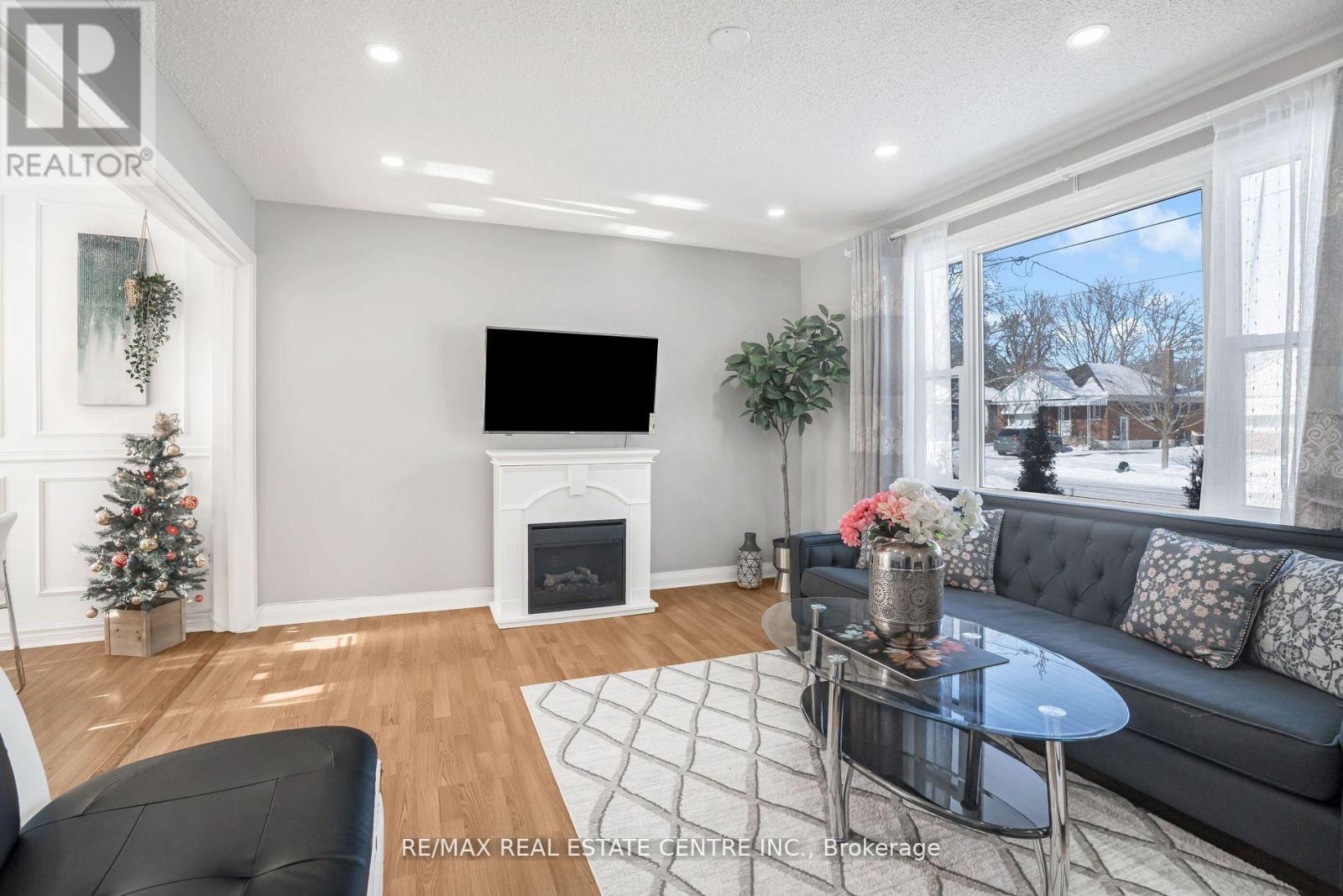 401 Elgin St Street E, Oshawa, Ontario  L1G 1V1 - Photo 9 - E13604454