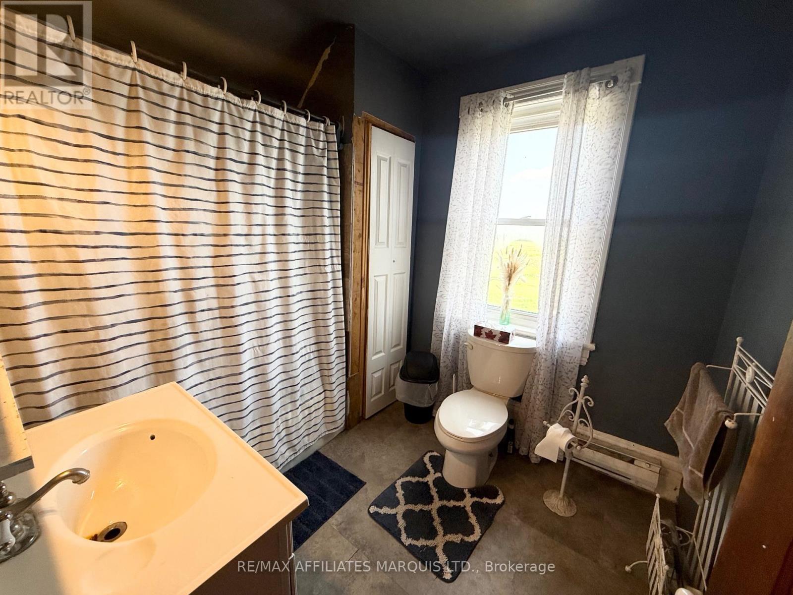 14220 Dafoe Road, South Stormont, Ontario  K0C 1M0 - Photo 15 - X13604540