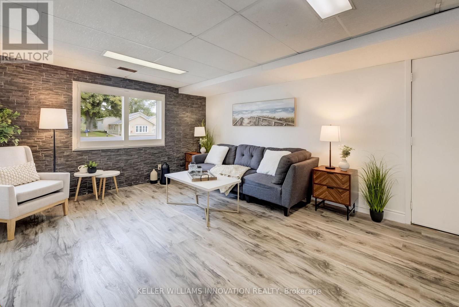 85 Foxhunt Road, Waterloo, Ontario  N2K 2R8 - Photo 32 - X13604518