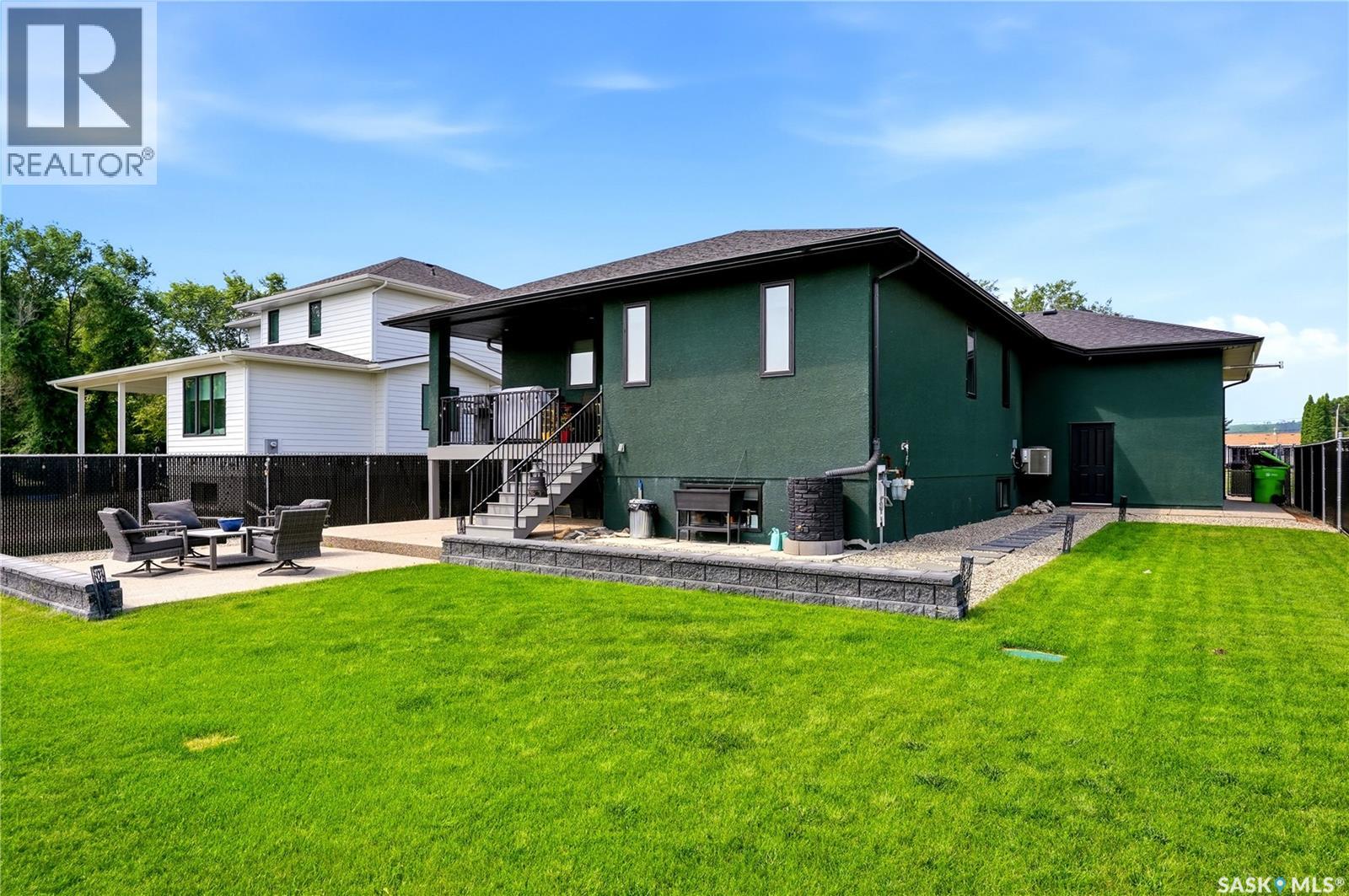 655 Segwun Avenue S, Fort Qu'appelle, Saskatchewan  S0G 1S0 - Photo 2 - SK043645