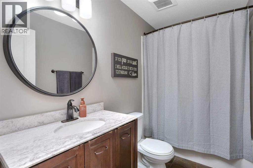 74 Lazaro Close, Red Deer, Alberta  T4R 0R8 - Photo 31 - A2332127