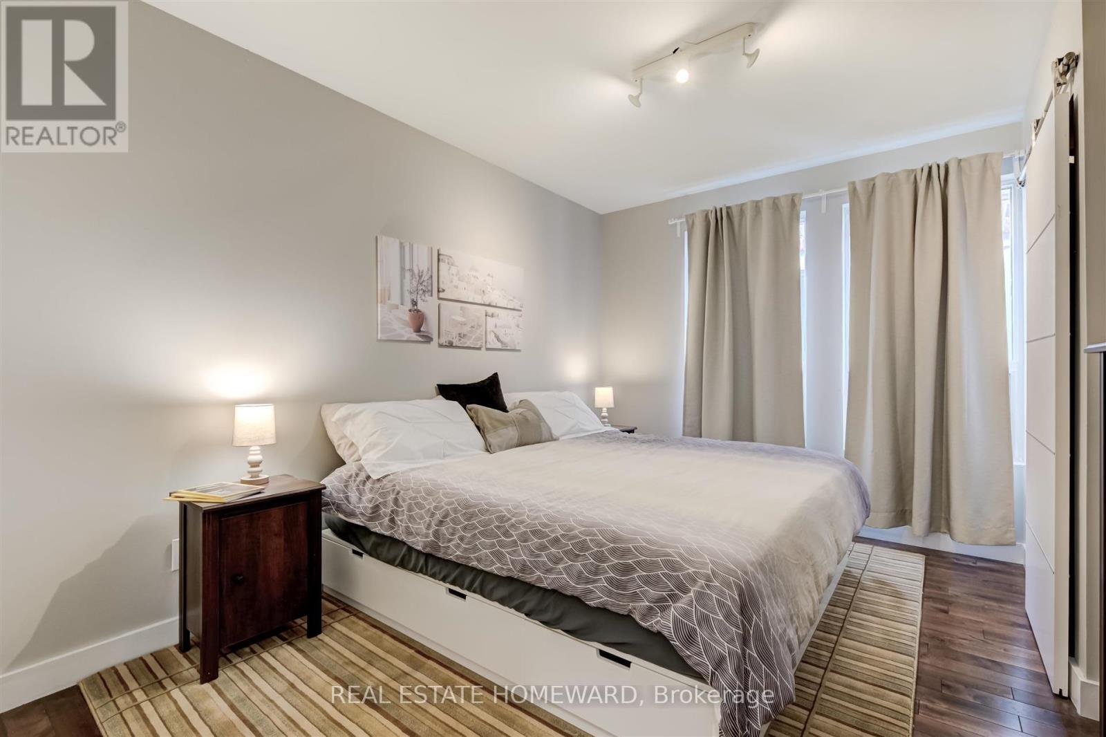 Upper - 14 Ashdale Avenue, Toronto, Ontario  M4L 2Y7 - Photo 6 - E13604570
