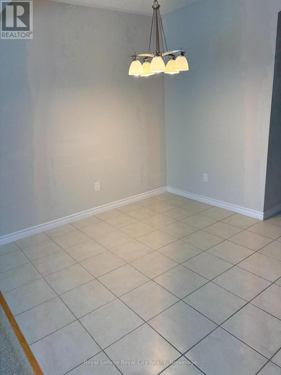15 Summerfield Drive, Guelph, Ontario  N1L 0L9 - Photo 8 - X13604610