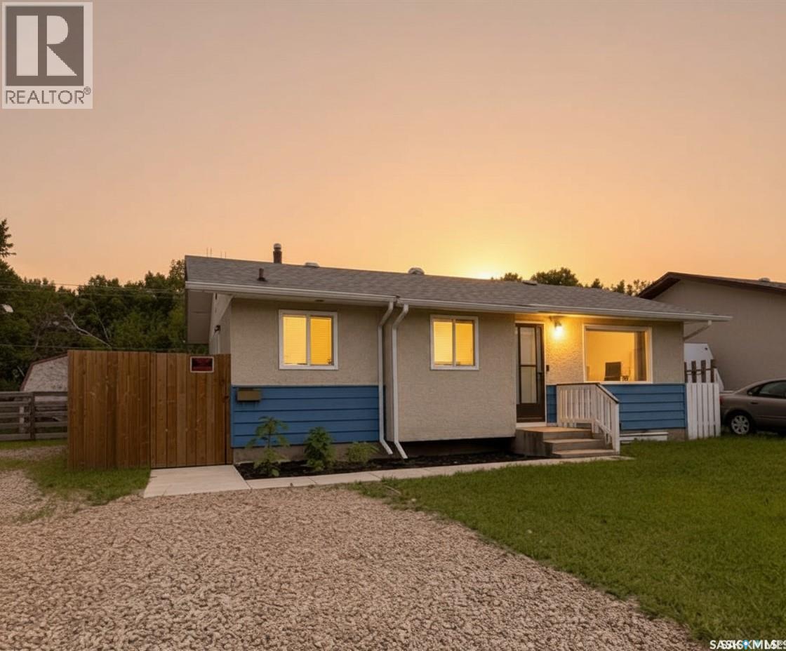 1982 13th STREET W, Prince Albert