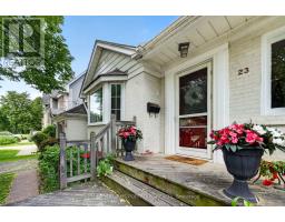 23 ASHBOURNE DRIVE, Toronto, Ontario
