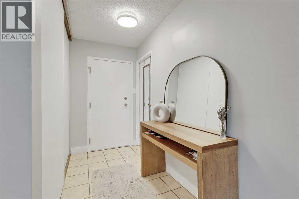 708, 718 12 Avenue SW, Calgary, Alberta  T2R 0H7 - Photo 2 - A2321339