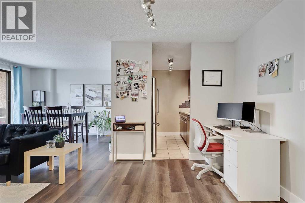 708, 718 12 Avenue SW, Calgary, Alberta  T2R 0H7 - Photo 3 - A2321339