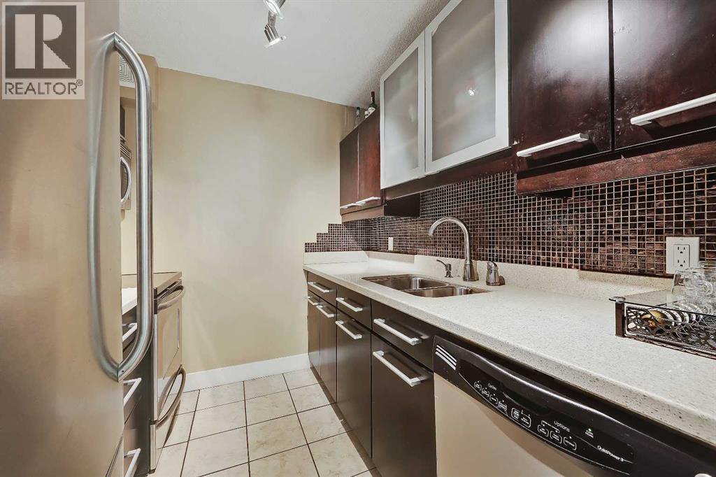 708, 718 12 Avenue SW, Calgary, Alberta  T2R 0H7 - Photo 5 - A2321339