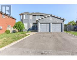 8 ST MARK PLACE, Brampton, Ontario
